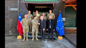 CONTINGENTE CHILENO RECIBE VISITA DEL ASESOR POLÍTICO DEL ALTO REPRESENTANTE PARA EL PAÍS BALCÁNICO