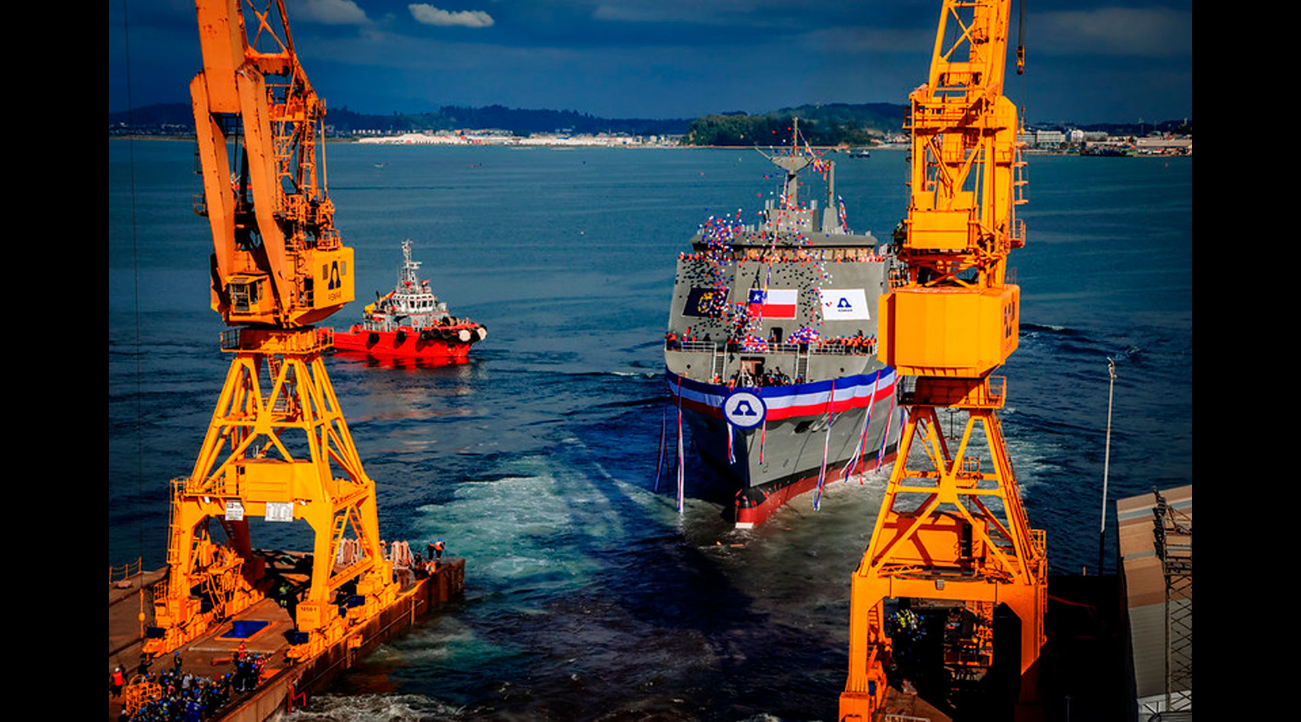 BOTADURA AL MAR DE BUQUE LDP “MAGALLANES”